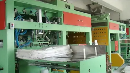 Автоматическая линия взвешивания, упаковки в мешки и паллетирования